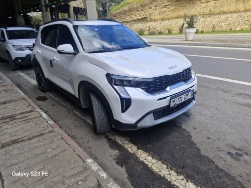 Kia Sonet  2025 Luxery