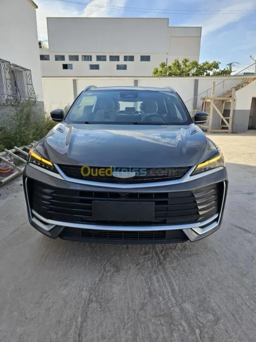 Geely Coolray 2025 