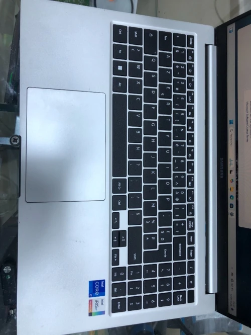 Samsung Galaxy Book 3