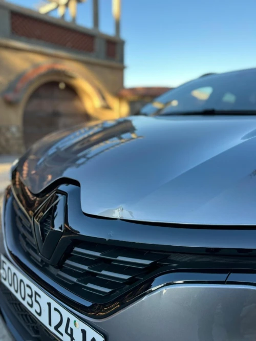 Renault Captur 2024 E-Tech