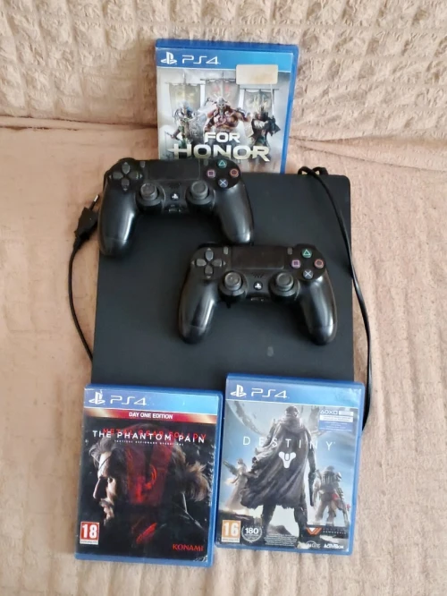 Ps4 slim