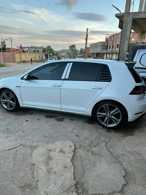 Volkswagen Golf 7 2018 R-Line