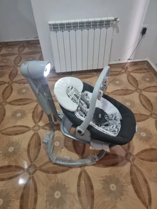Balancoire joie serina 2en1 moteur
