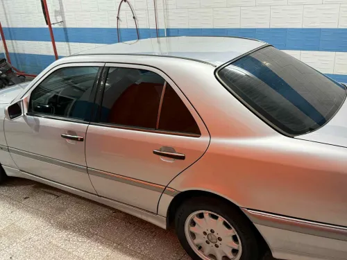 Mercedes Mercedes 2000 