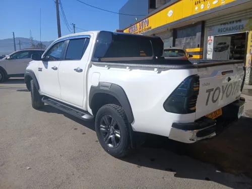 Toyota Hilux 2024 