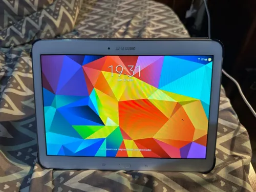 Tablette Samsung Galaxy Tab 4 10.1 16GB - Blanc - WiFi, avec coque de protection, acheté en France Samsung