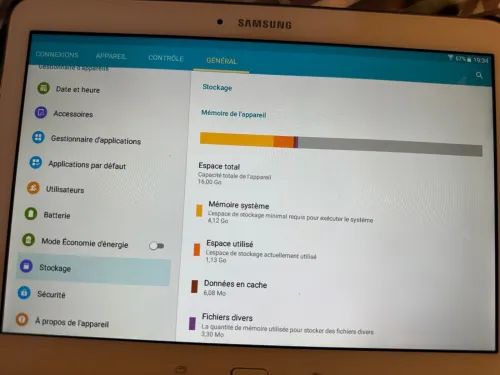 Tablette Samsung Galaxy Tab 4 10.1 16GB - Blanc - WiFi, avec coque de protection, acheté en France Samsung