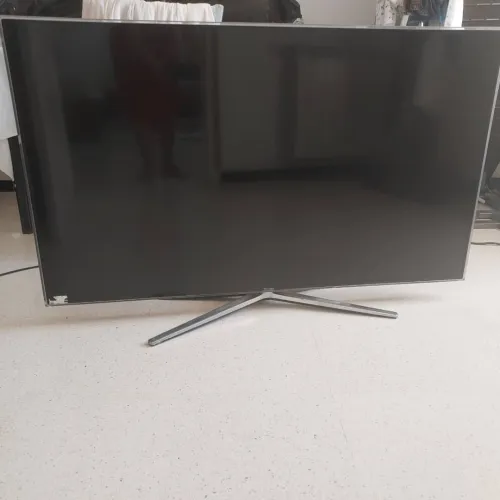 À VENDRE  TV Condor Smart 3D 55 pouces (en panne)