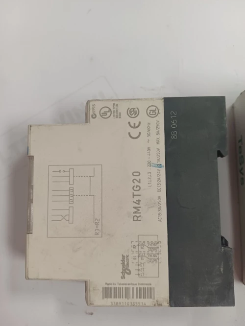 Lot N 4 de pièces de rechange originales pour bétonnières ALTRAD RB 750H moteur HATZ  