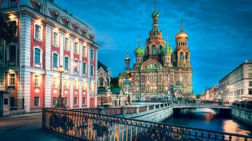 VACANCES DU PRINTEMPS, MOSCOU/ST PETERSBOURG, LE 22 MARS A PARTIR DE 287000 DA!
