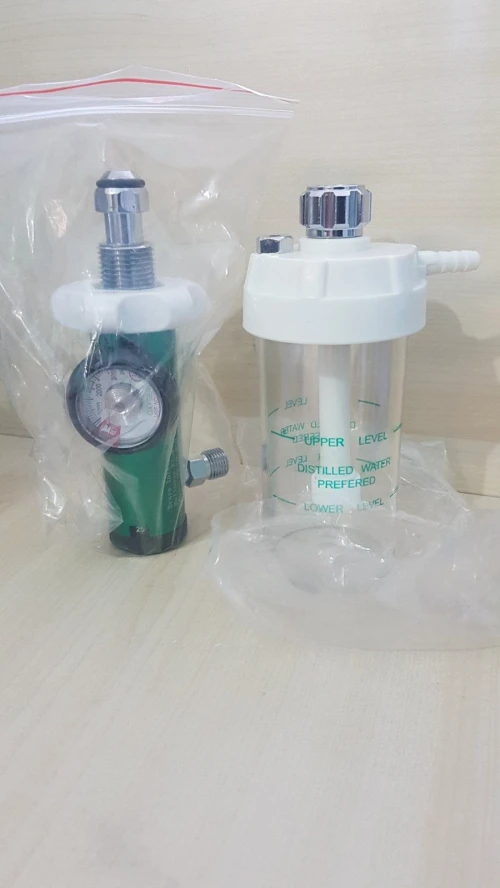 MANODÉTENDEUR AVEC BARBOTEUR 25 LITRES POUR BOUTEILLE OXYGÈNE