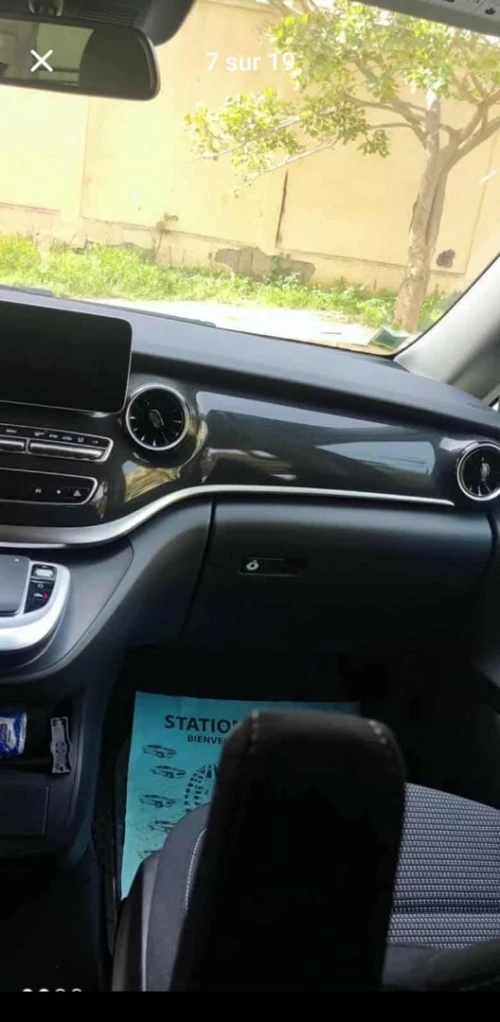 Mercedes Viano v300 2023 AMG