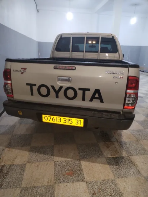 Toyota Hilux 2015 LEGEND DC 4x2