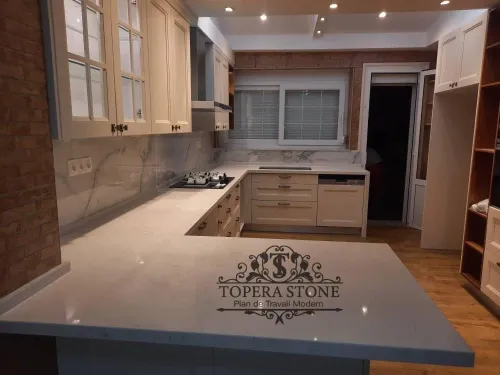 Plan travail en quartz et granite
