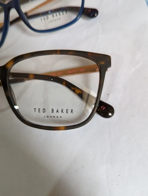 Lunettes de vue originales  pour femme venu d'Espagne 