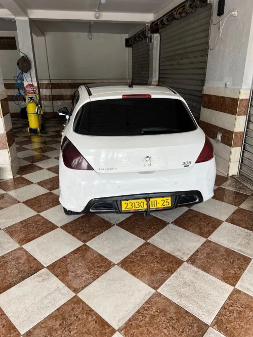 Peugeot 308 2011 Allure hdi 2.0 litre 90ch