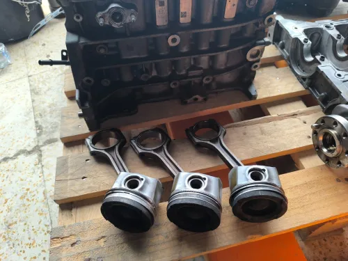 Pièce moteur 1.6 CRDI 136CV 2U