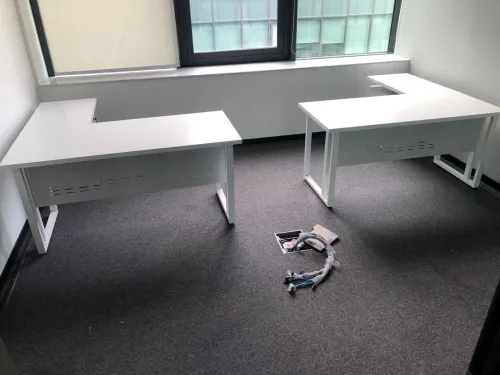 Bureau avec retour