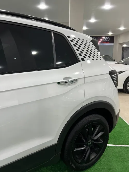 Volkswagen Tacqua 2025 R line
