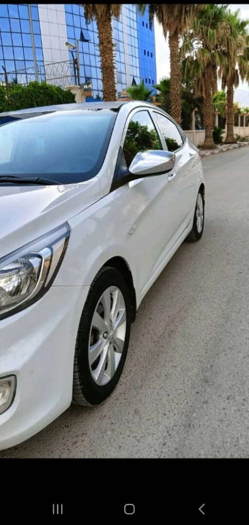 Hyundai Accent RB  4 portes 2018 Accent RB  4 portes