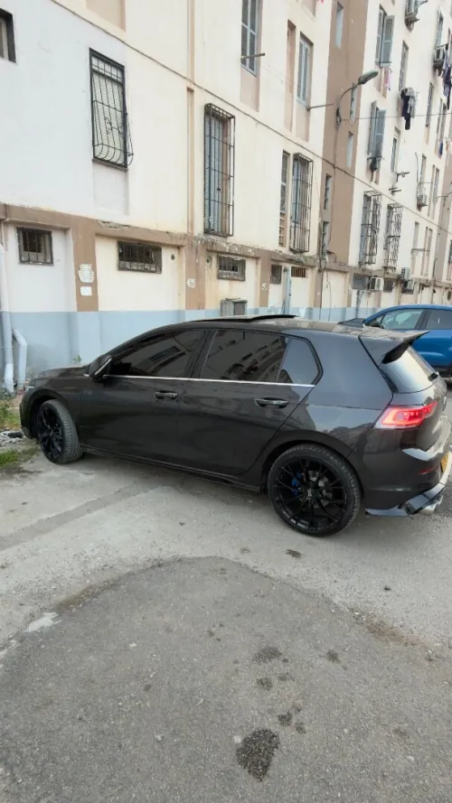 Volkswagen Golf 8 2025 R-Line