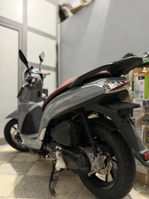 SYM ST 200 2025