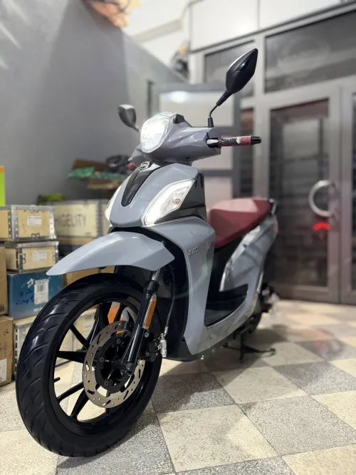 SYM ST 200 2025