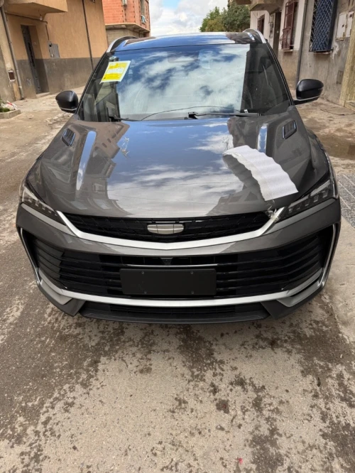 Geely Coolray 2025 