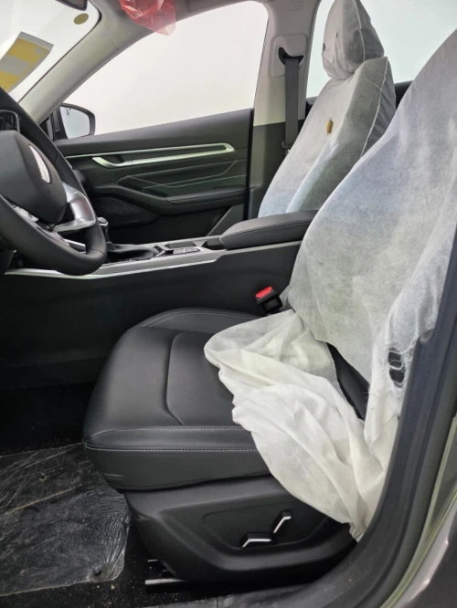 Geely Emgrand 2025 