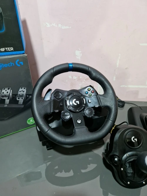 Logitech g923