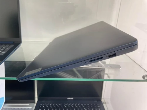 Lenovo Ideapad 1 |Celeron N4500|8GB |256GB SSD |15,6FHD|Color ABYSS BLUE|12 Mois Garantie
