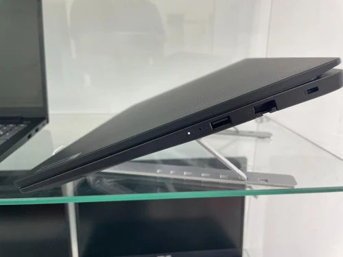 Lenovo V15 G5 i5-13420H (13th Gen)  | 8GB RAM | 256GB SSD |15,6 FHD  | Neuf sous emballage  | Garantie 12 Mois