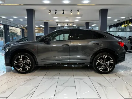 Audi Q3 2022 S Line compétition