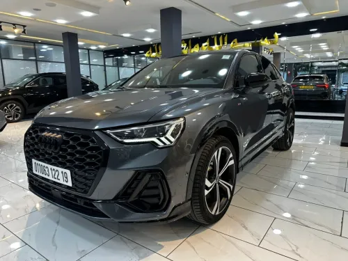 Audi Q3 2022 S Line compétition