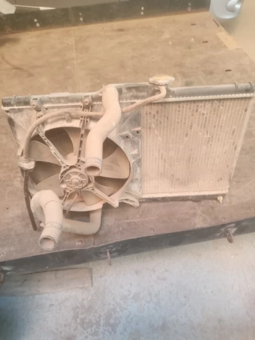 Radiateur et ventilateur toyota corolla