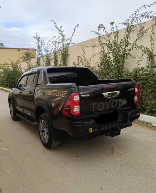 Toyota Hilux 2019 LEGEND SC 4x4