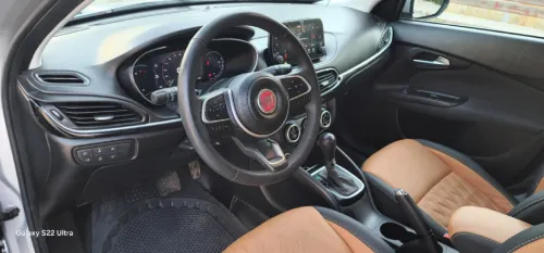 Fiat Tipo live full option 2023 