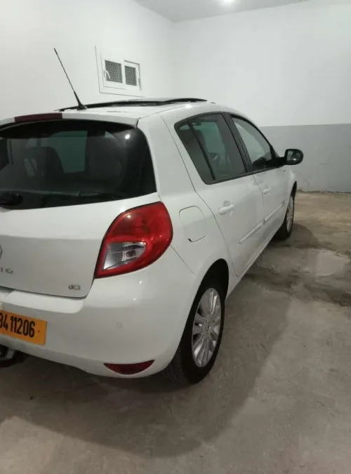 Renault Clio 3 2012 Night and Day
