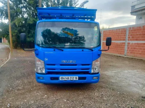 Isuzu Npr 2012