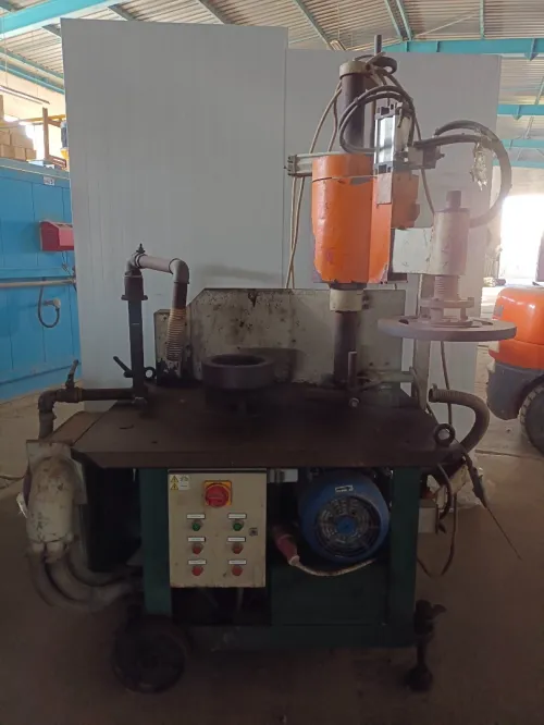 Materiel de fabrication d'articles en verre