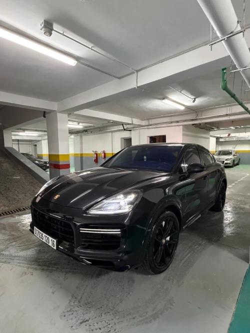 Porsche Cayenne 2020 Turbo