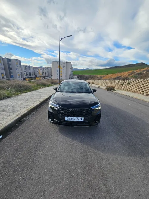 Audi Q3 2022 Q3