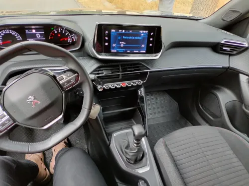 Peugeot 2008 2022 