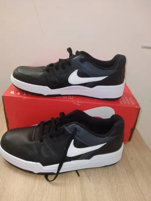 Baskets nike full force pointure 42.5