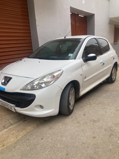 Peugeot 206 Plus 2012 generation