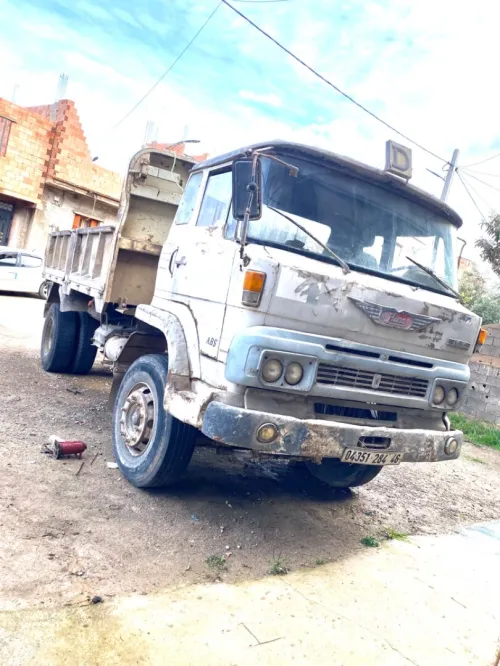 Hino Hino 