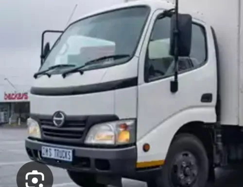 Hino plateau lourd 300 611 