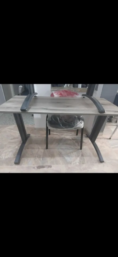 Bureau en bois