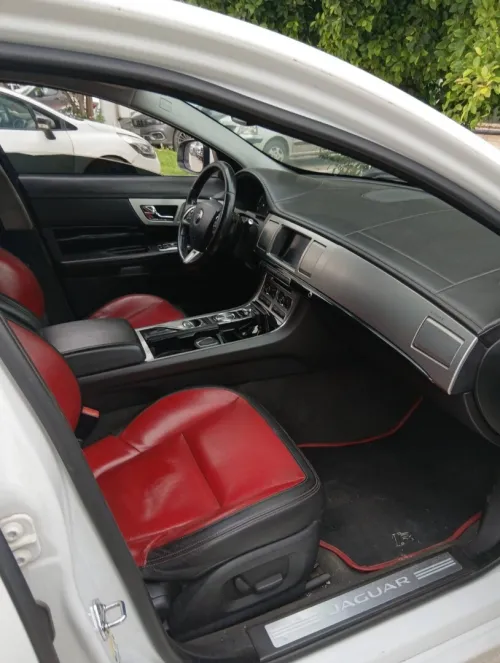 Jaguar XF Sportbrake 2014 