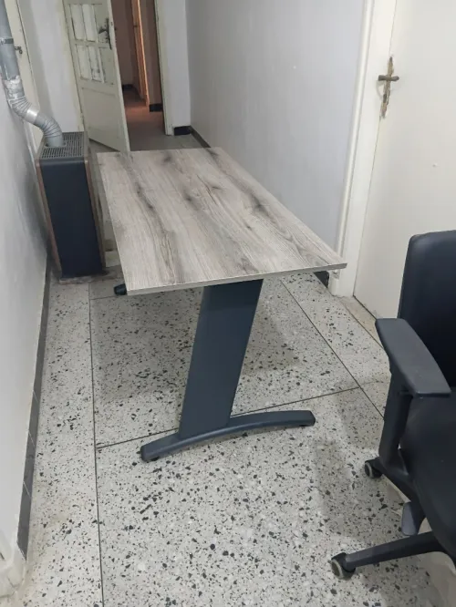 Bureau en bois